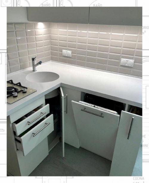 Вот такая кухонька в5, 5кв. 04