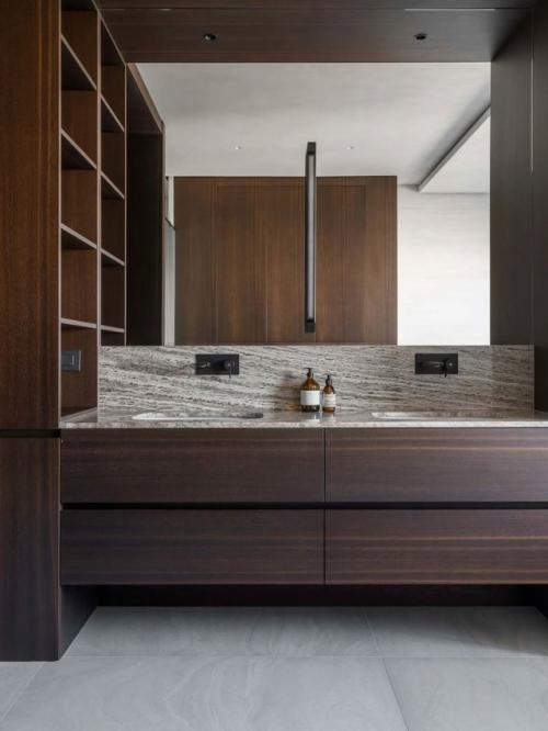 Этот интерьер - о спокойствии, продуманности и тактильной гармонии. 05