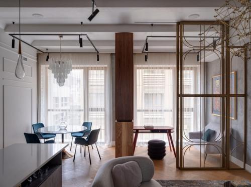 Французские окна от обычных своими размерами и высотой отличаются. 06