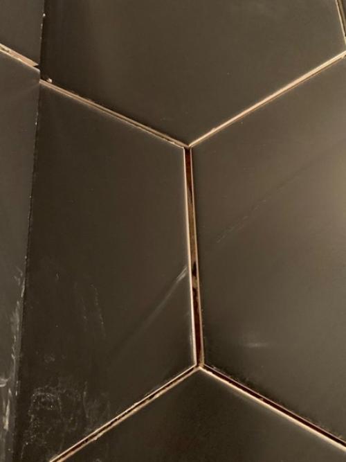 Даже не поверили сначала, но потом все-таки приняли и вот теперь мы думаем, ну как так-то. 03