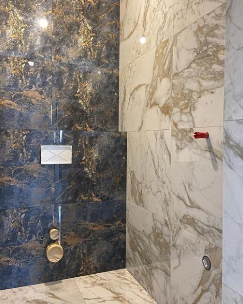 Как вам итоговый вариант отделки двух санузлов в загородном доме? 04