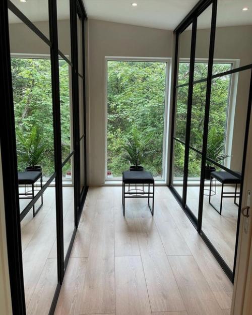 Это просто какой-то невероятный загородный дом. 06