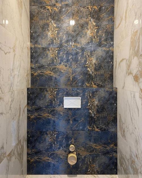 Как вам итоговый вариант отделки двух санузлов в загородном доме? 01