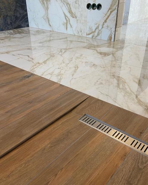 Как вам итоговый вариант отделки двух санузлов в загородном доме? 06