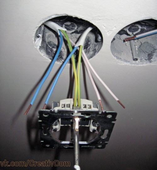 Мы устанавливаем розетку своими руками правильно. 04