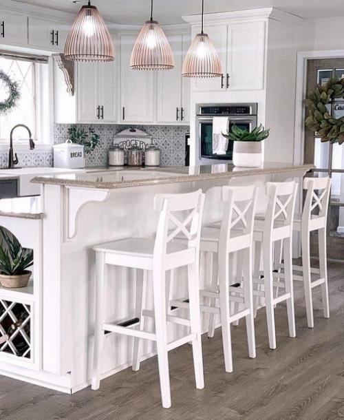 Шикарная кухня.  Очень хорошо подобрана цветовая гамма. 01