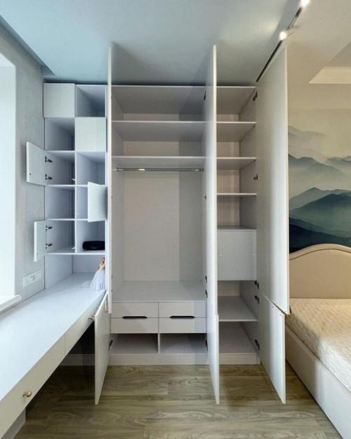 Закончили ремонт и обустройство детской комнаты. 07