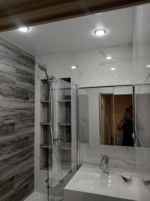 Из маленькой ванны в панельном доме максимум выжал. 08