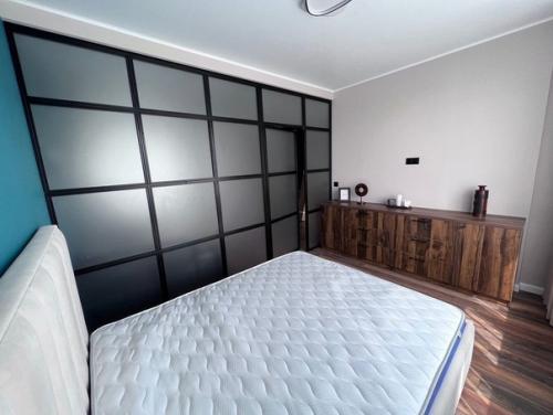 Стильная брутальная евродвушка 55 метров в ЖК манхэттен. 04