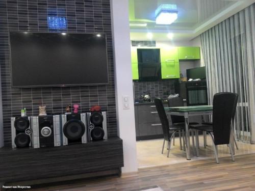 Весь ремонт муж сделал своими руками и самостоятельно. 04