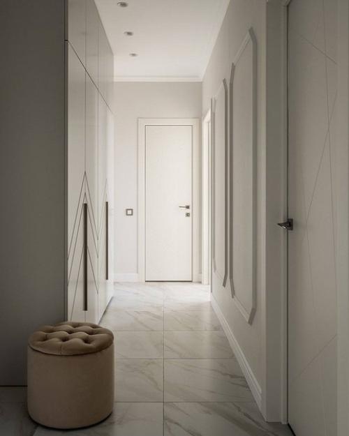 Стильный и гармоничный интерьер однокомнатной квартиры с яркими насыщенными акцентами. 09