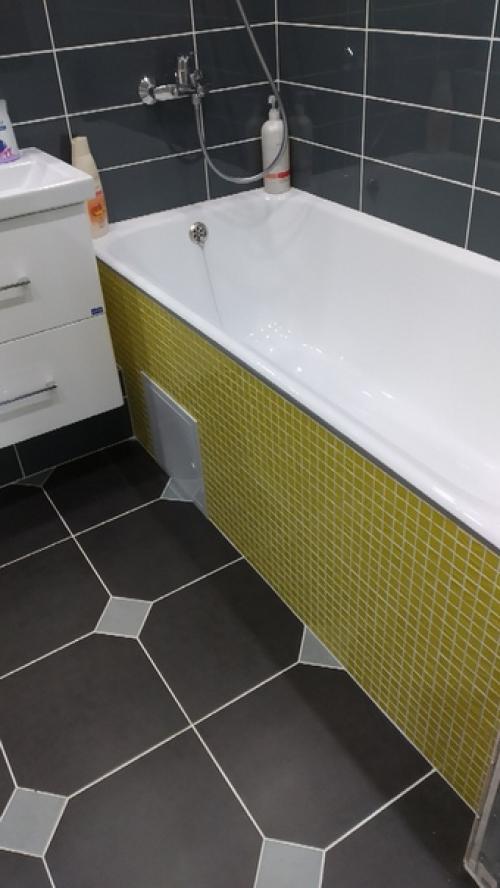 Совместили санузел и ванную комнату. 06