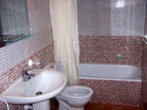 Ремонт ванны, совмещенной с туалетом: этапы, нюансы, дизайн, материалы. 01