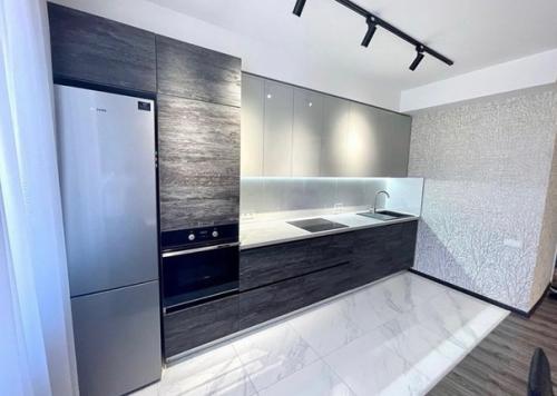 Под аренду стильная и просторная 1 комнатная квартира. 02