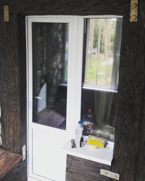 Вот такая отделка балкона как вам? 07