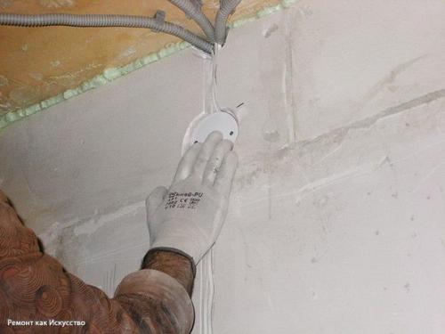 Мы делаем верхний свет и подсветку. 02