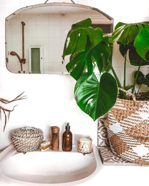 Плетеные корзины отлично вписываются практически в любой современный интерьер, добавляя комнате уюта. 07