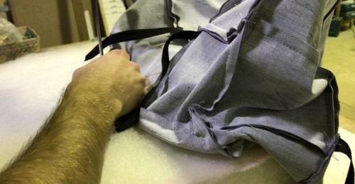 Как сделать мягкий пуфик для прихожей с утяжками своими руками? 04 Как сделать мягкий пуфик для прихожей с утяжками своими руками? 04