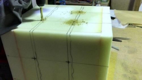 Как сделать мягкий пуфик для прихожей с утяжками своими руками? 01 Как сделать мягкий пуфик для прихожей с утяжками своими руками? 01