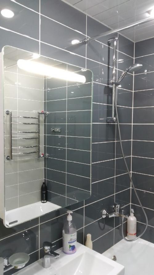 Совместили санузел и ванную комнату. 07