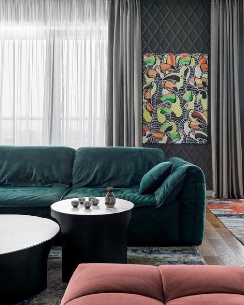 Очень яркий насыщенный интерьер квартиры. 04