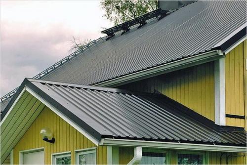 Как покрыть крышу профнастилом. 04