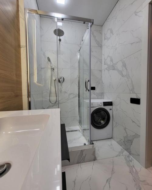 В продаже очень стильная с дизайнерским проектом квартира. 09