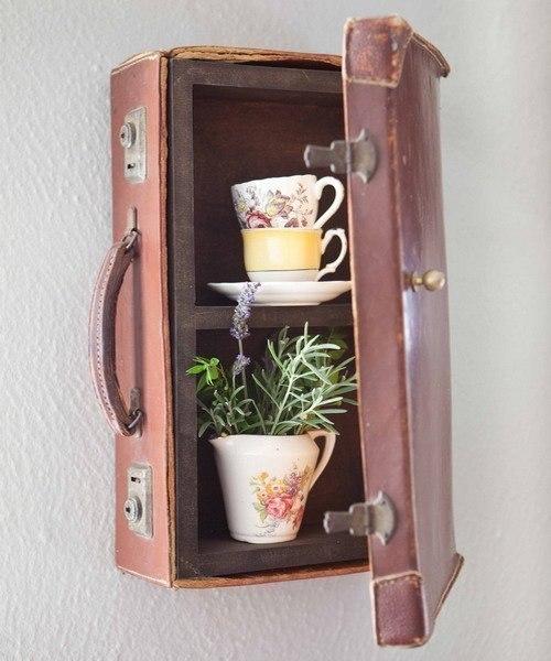 Не спешите выкидывать старый чемодан;. 02