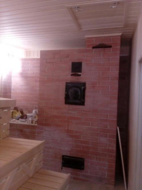 Делал внутреннюю отделку в баньке. 01