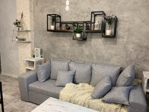 Уже предвещаю коменты, но все же попробую. 04