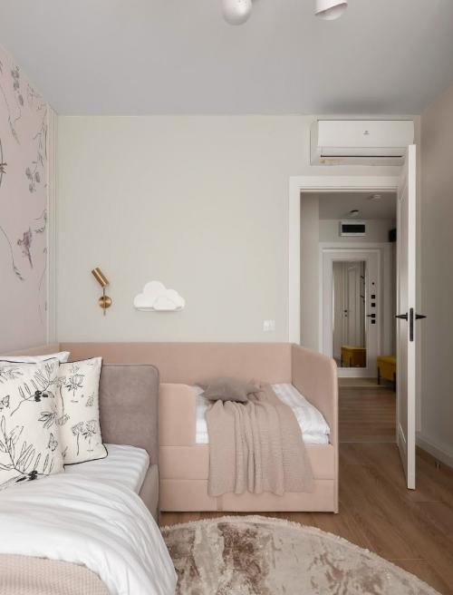 Комната, в которой сочетаются лёгкость, уют и вдохновляющая атмосфера. 05