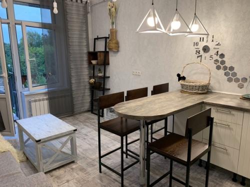 Уже предвещаю коменты, но все же попробую. 03