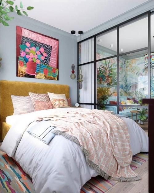 Лишь в том случае, если правильно расставить яркие акценты в интерьере, комната заиграет другими красками. 05