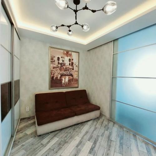 40 кв.  м после капитального ремонта под дальнейшую сдачу в аренду. 06