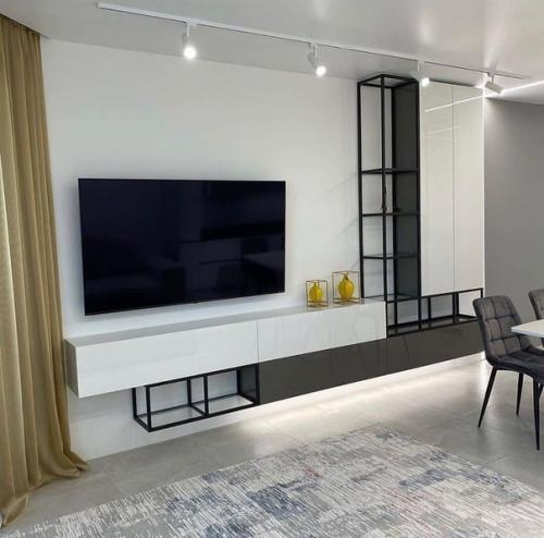 А это наша кухня - гостиная после капитального ремонта. 07