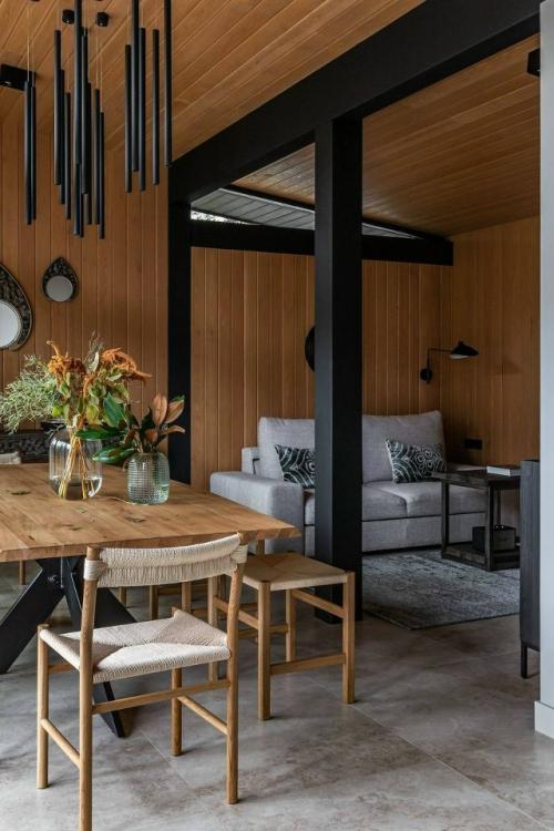 Это уютное место, где современный комфорт сочетается с атмосферой расслабления и тепла. 05