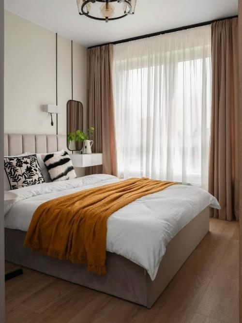 Комната, в которой сочетаются лёгкость, уют и вдохновляющая атмосфера. 06