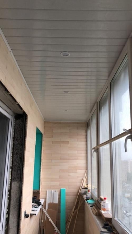 Утеплил и сделал отделку лоджии. 05