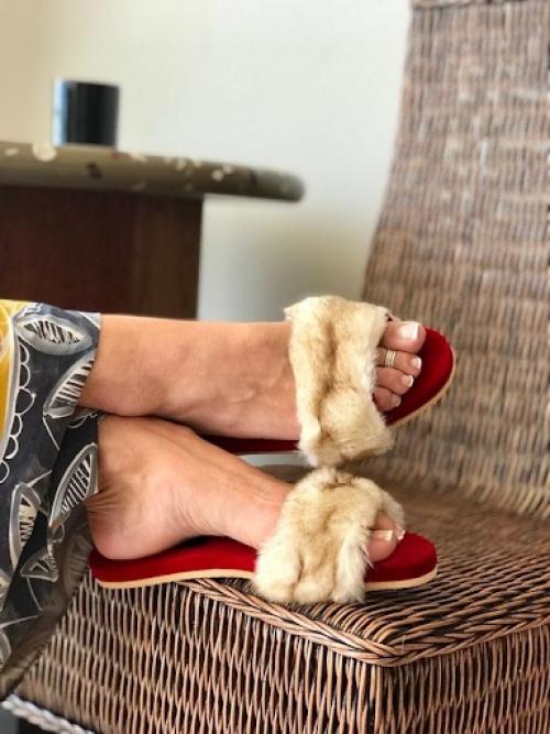 Красивые тапочки - важная часть идеального дома. 04