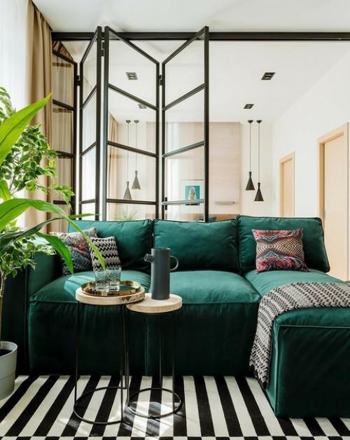 Диван в интерьере гостиной - это необходимый элемент меблировки комнаты для отдыха и приема гостей. 03