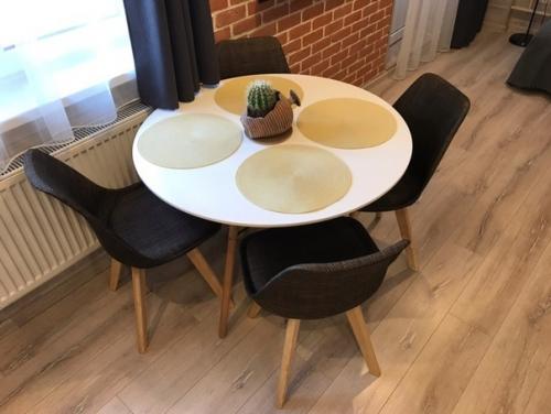 Hаша кваpтиpа, в роли дизайнеpа выступали мы cами с женой. 02