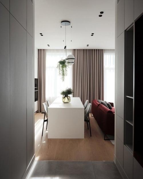 Владельцы квартиры люди практичные, любят минимализм и порядок. 01