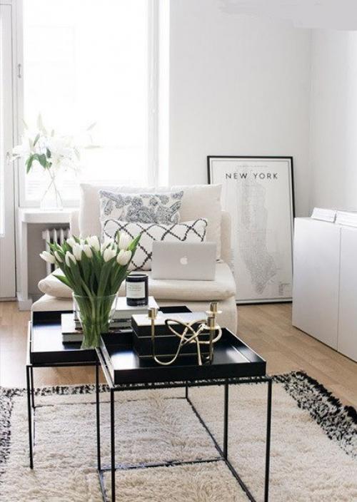 Жизнь хороша, когда в твоем жилище есть пять вещей, - сказал знаток наук. 03