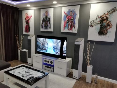 31 годик, Владик оборудовал себе игровую комнату. 01