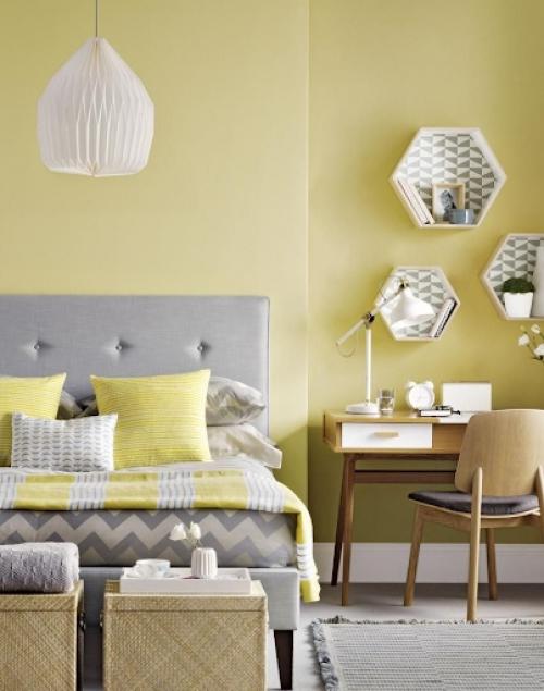 Институт цвета Pantone объявил два главных цвета 2021 года - ими стали Illuminating (освещающий) и Ultimate Gray (безупречный серый. 01