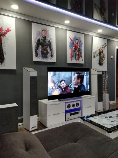 31 годик, Владик оборудовал себе игровую комнату. 02