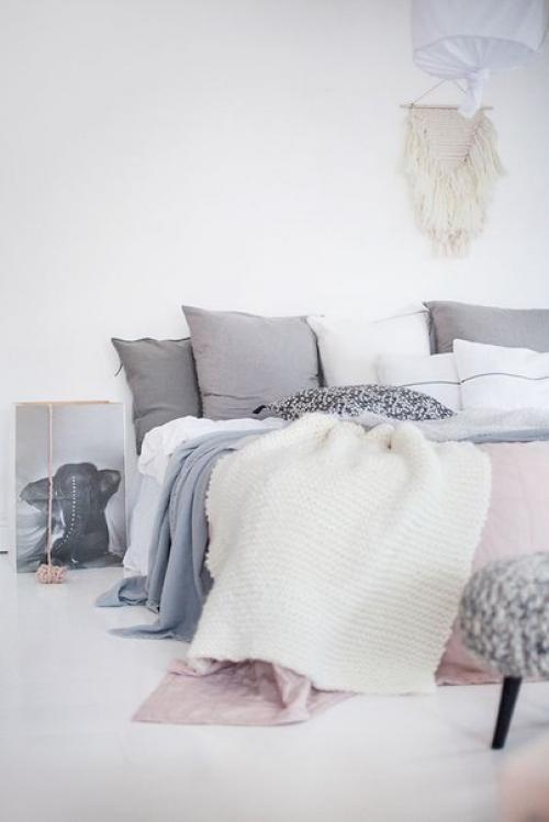 Жизнь хороша, когда в твоем жилище есть пять вещей, - сказал знаток наук. 05