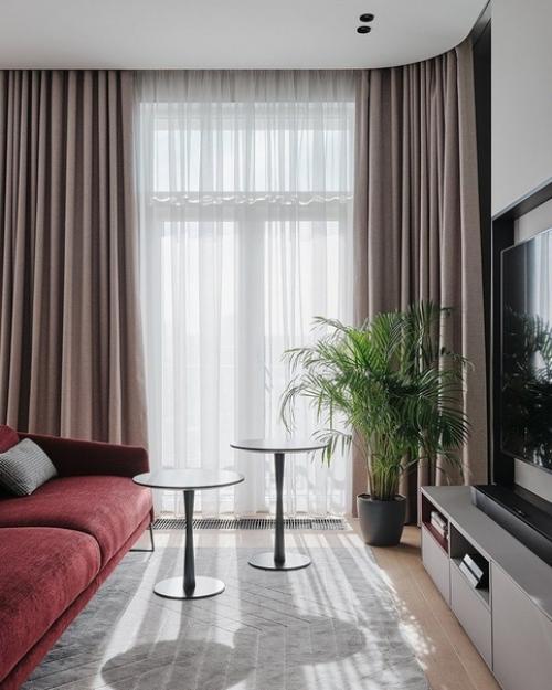 Владельцы квартиры люди практичные, любят минимализм и порядок. 02