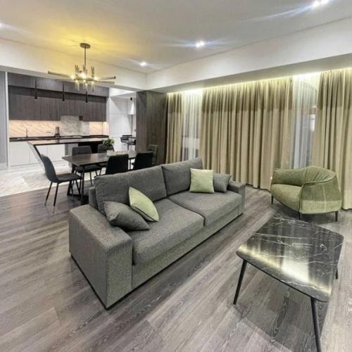 Элитная новостройка. Нукусская глинка 2/6/6. 01