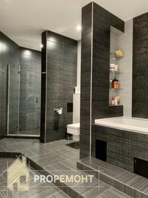 Очень долго продумывали дизайн нашей квартиры вместе с дизайнером. 07